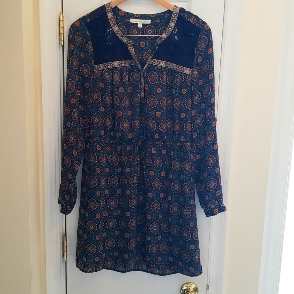 Daniel Rainn dress Size M